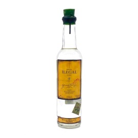 Mezcal Ilegal Joven 700 ml